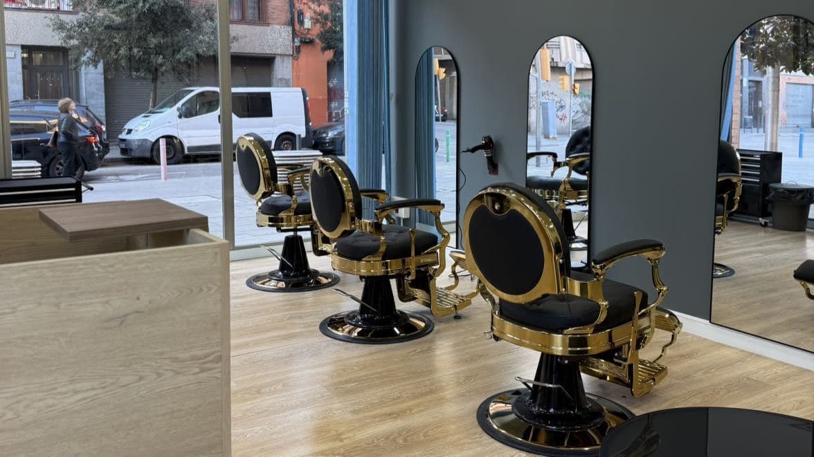 NEWROGERS BARBERSHOP — barbería en L'Hospitalet de Llobregat