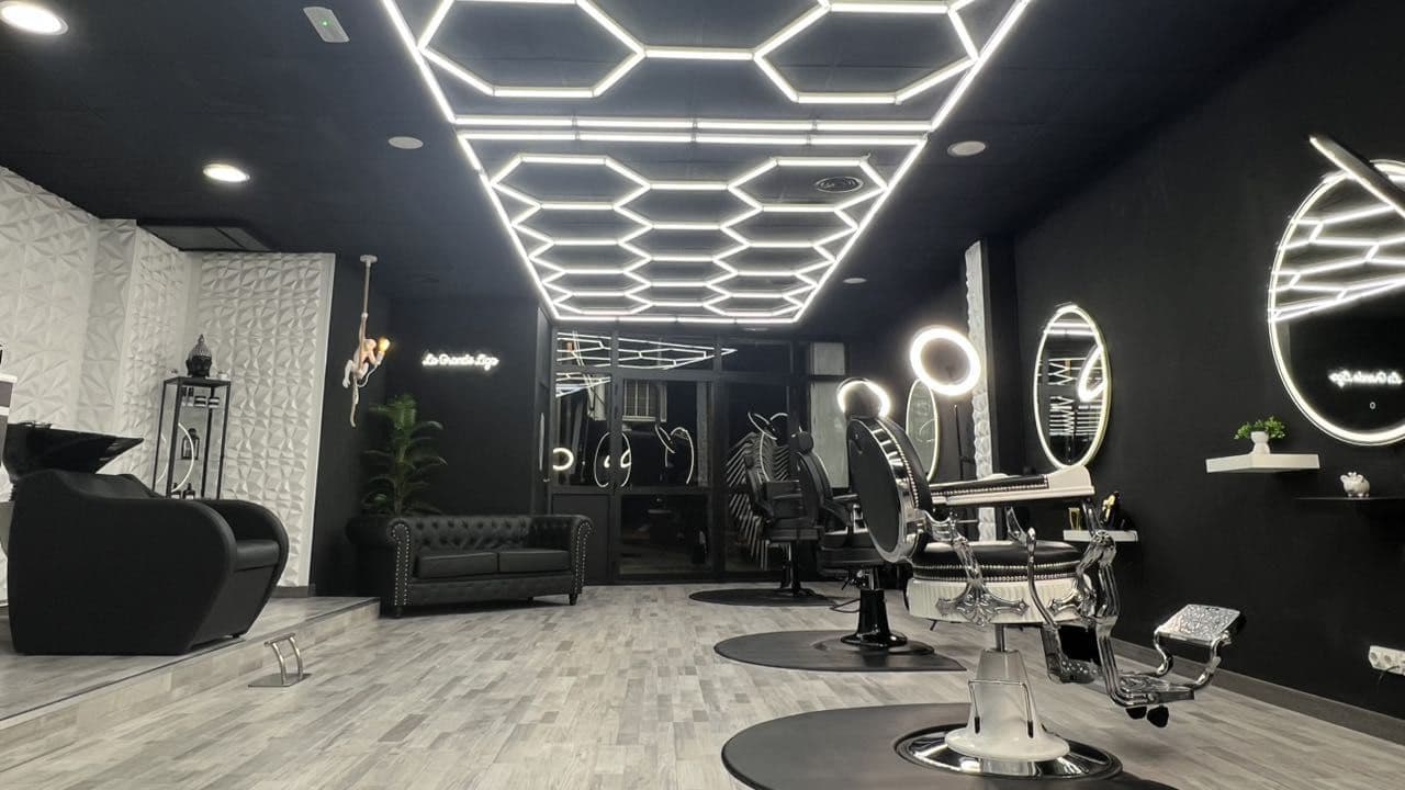 La Grande liga barber studio — barbería en Sabadell