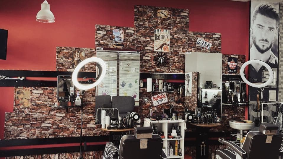 Ke Bolà Barber💈🇨🇺🇪🇸 — barbería en Ames