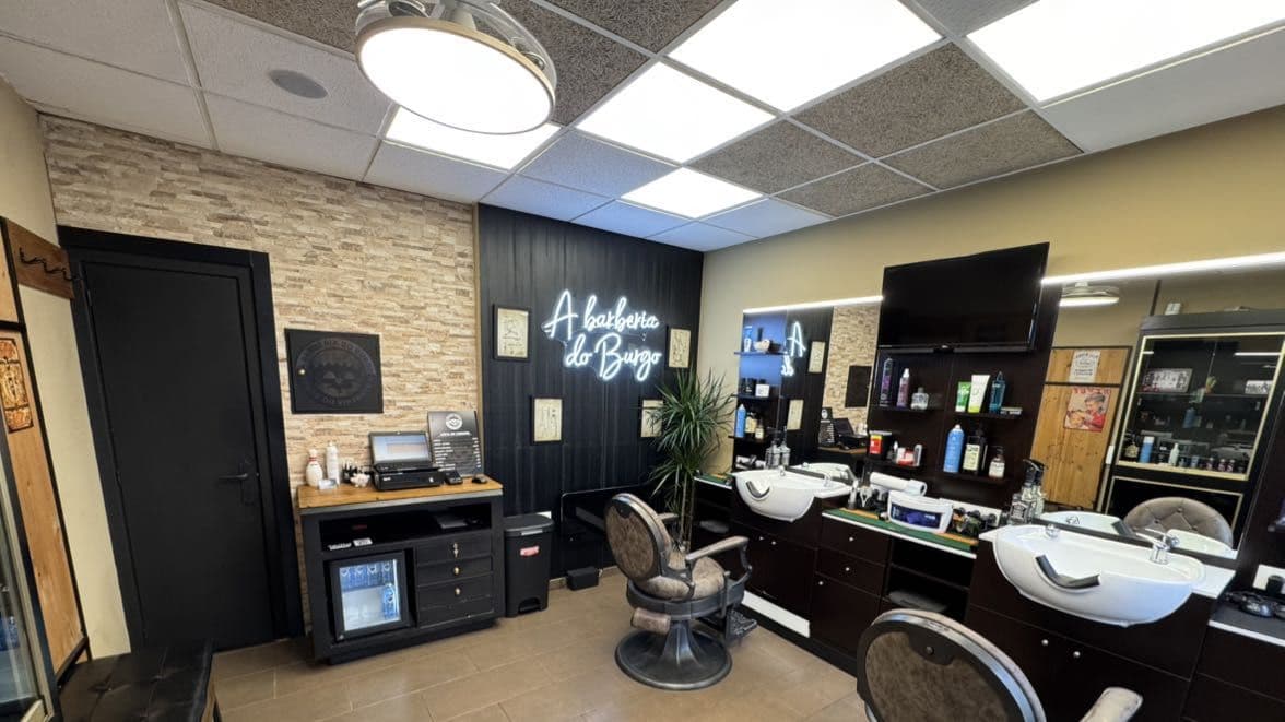 A barbería do burgo — barbería en Culleredo