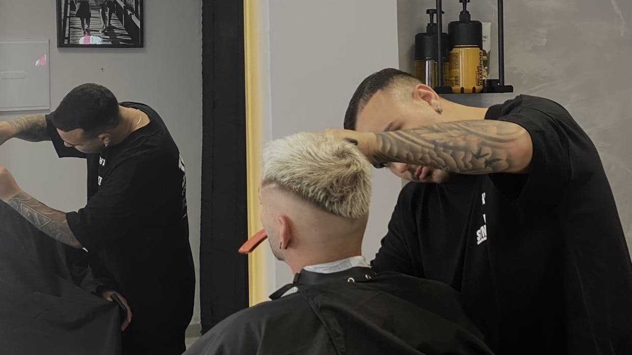 Lom’s barber — barbería en Corvera de Asturias