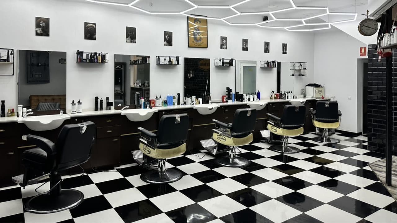 Barbería Ayoze Medina — barbería en Becerril de Guía