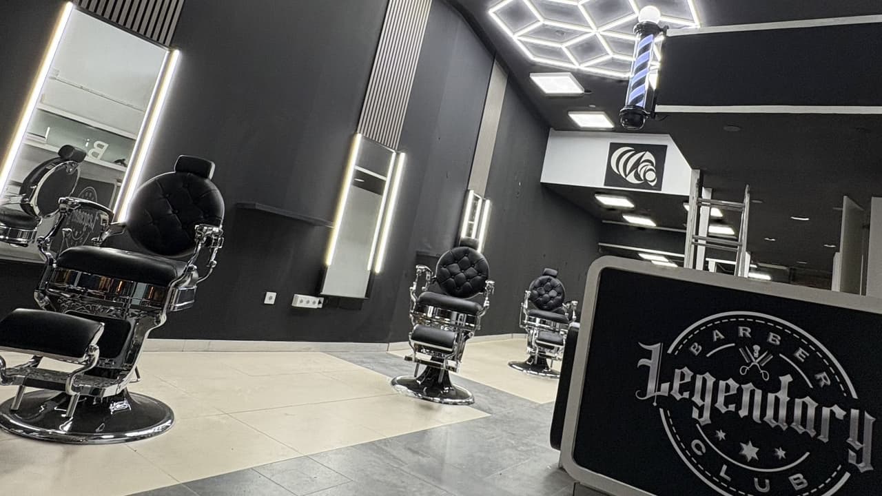 LEGENDARY BARBER CLUB — barbería en Marbella
