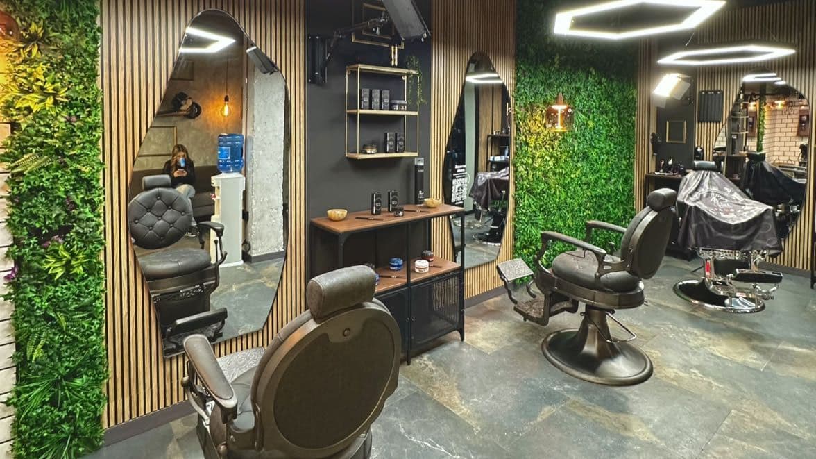 SOHO — barbería en Cúllar Vega