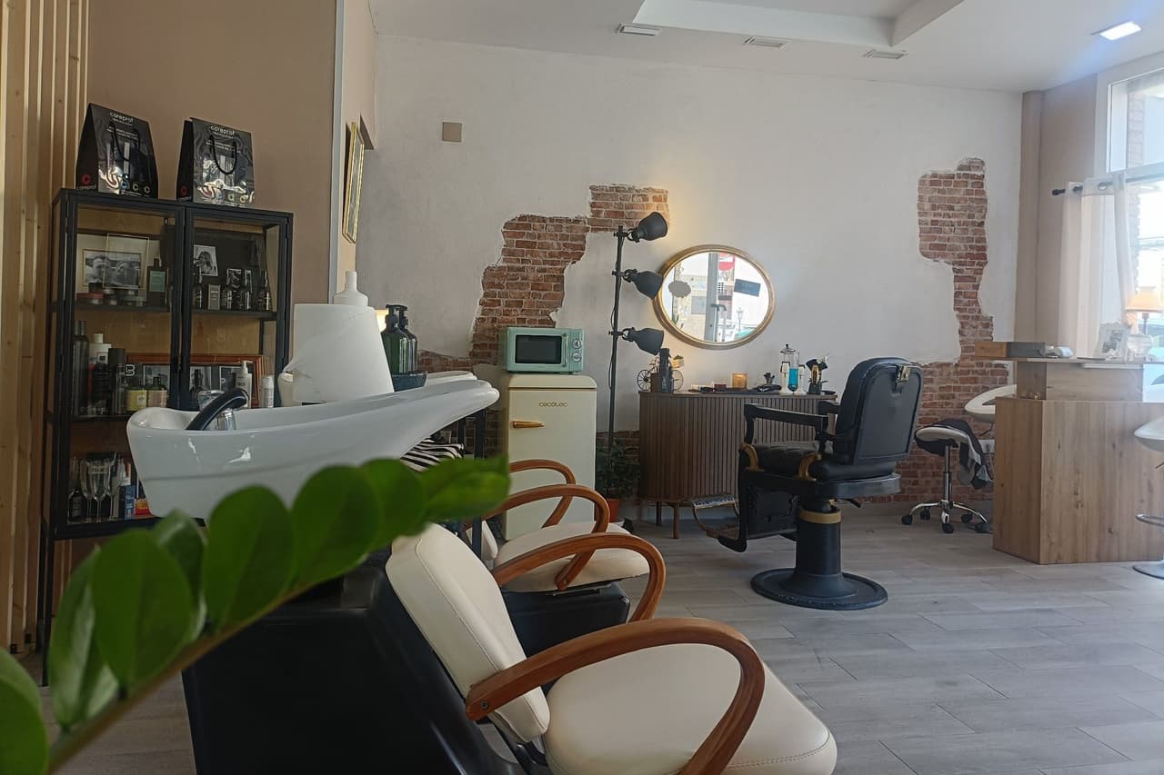 Thaz Barber Studio — barbería en Bétera