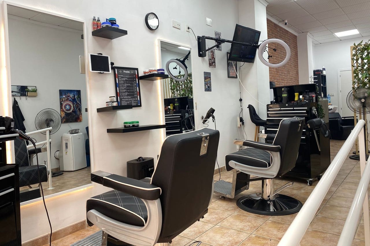 Robin Barber Studio — barbería en Torrevieja