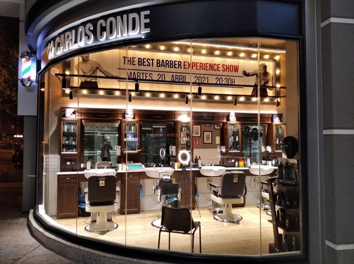 Carlos Conde Fuenlabrada-C.C. LAS PROVINCIAS — barbería en . Fuenlabrada