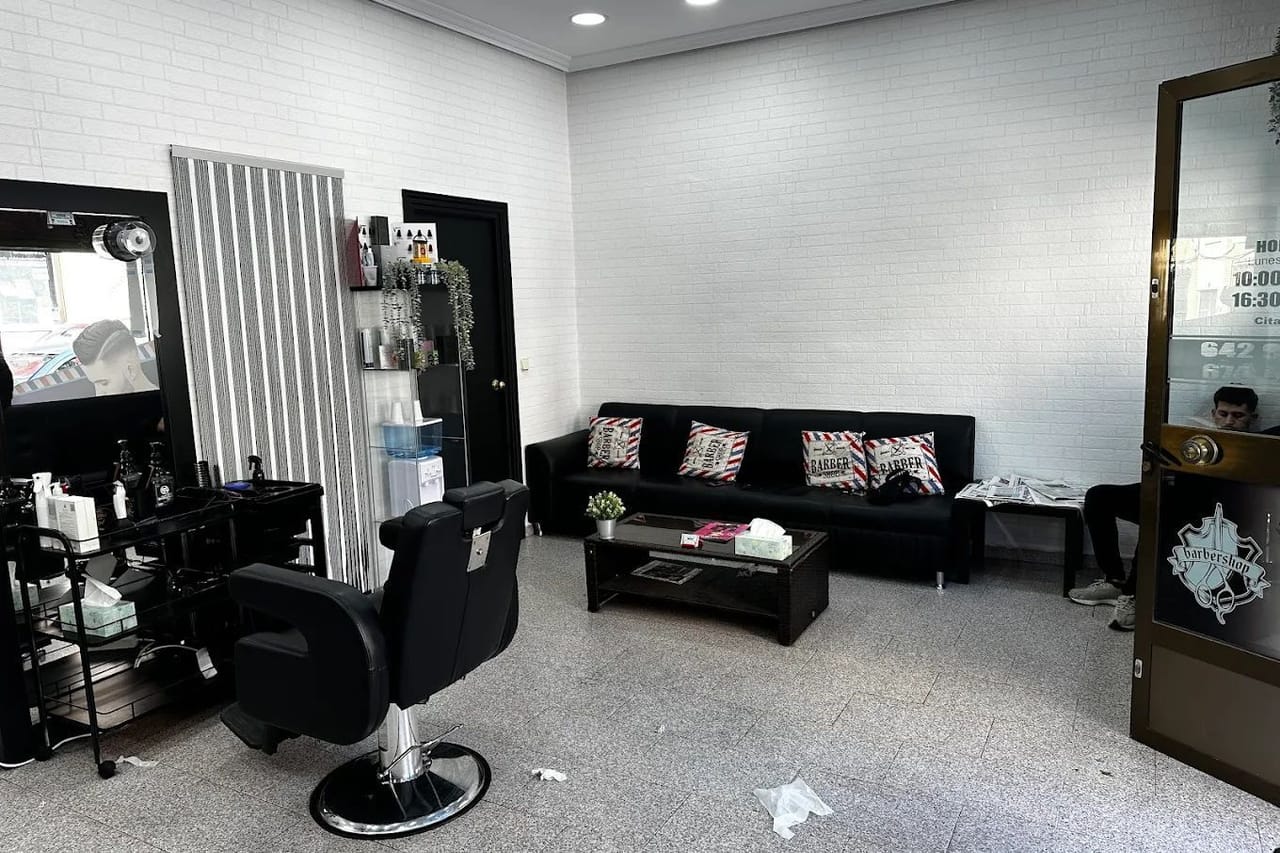 Peluquería Yassin — barbería en Azuqueca de Henares
