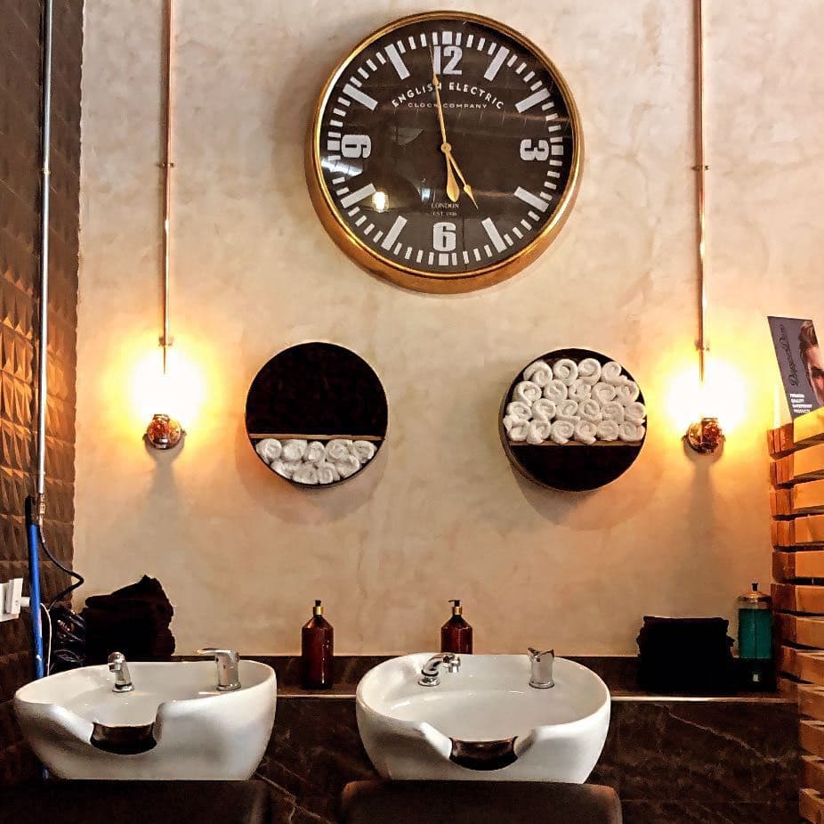 Baby Barber Tattoo — barbería en Valdepeñas