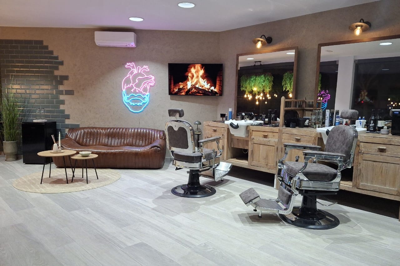 JUAN GARCIA BARBERIA — barbería en Maó