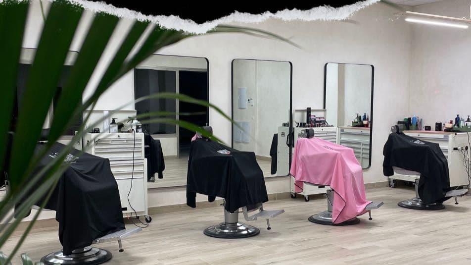 Harrisons Barbershop — barbería en Marbella