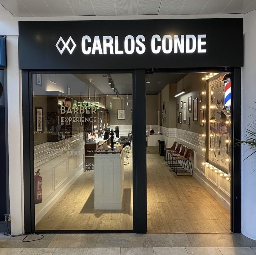Carlos Conde Arturo Soria — barbería en Madrid