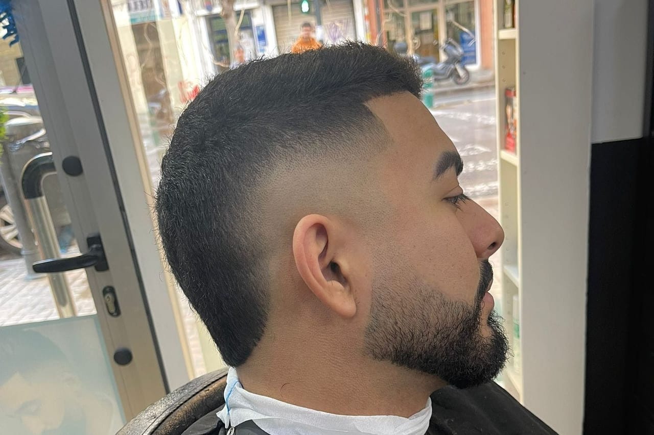 Barbería los latinos — barbería en Valencia
