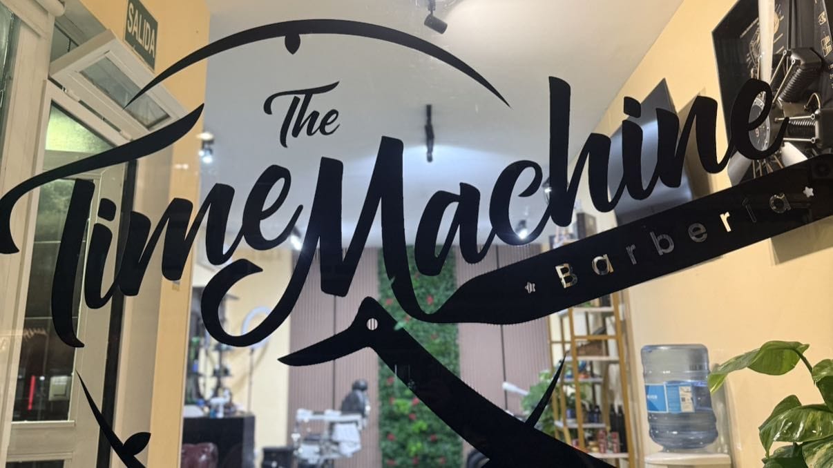 The Time Machine — barbería en Móstoles