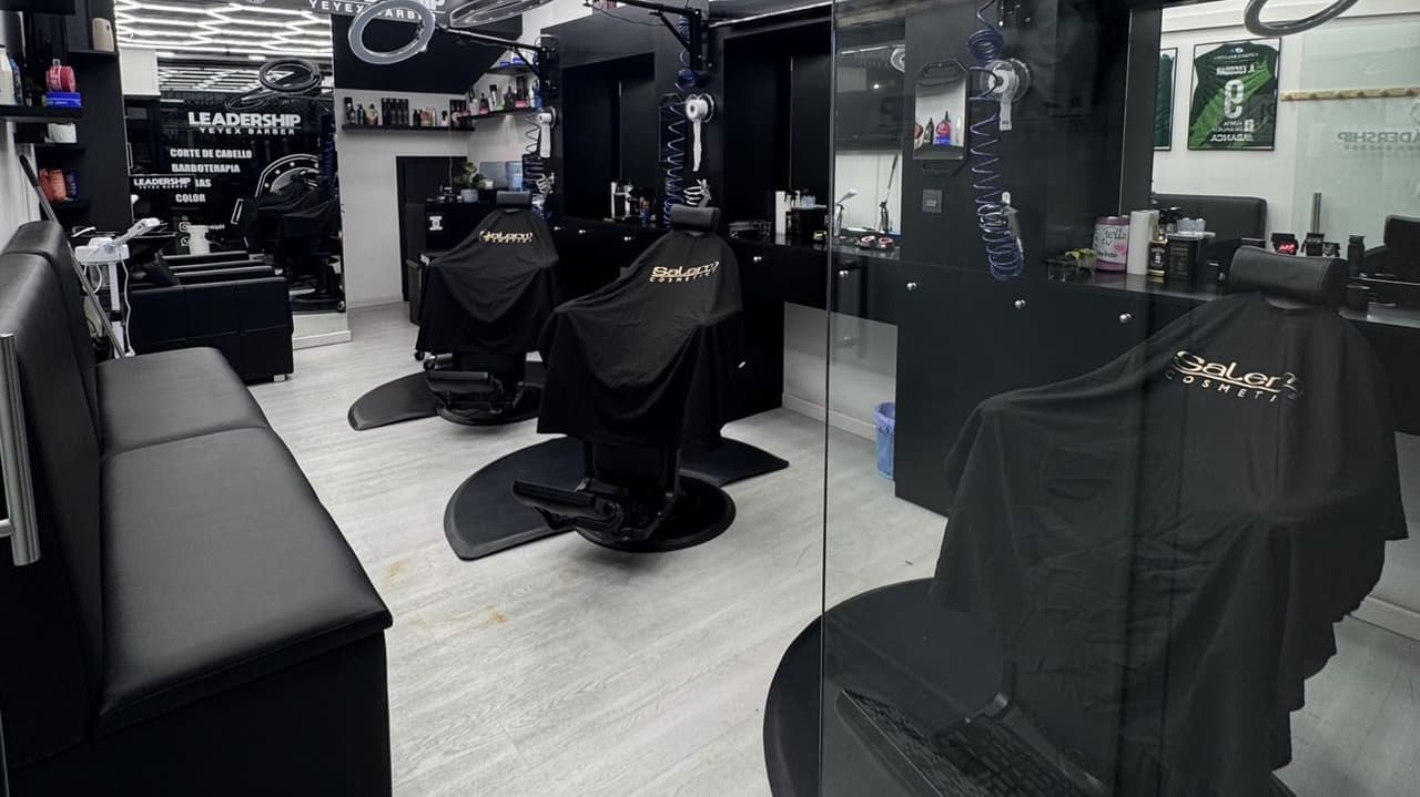 Leadership Carballiño — barbería en O Carballiño