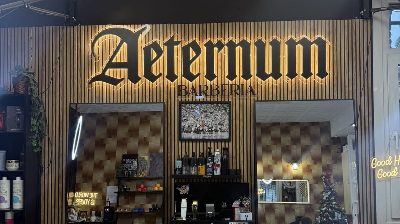 AETERNUM BARBERÍA — barbería en l'Hospitalet de Llobregat