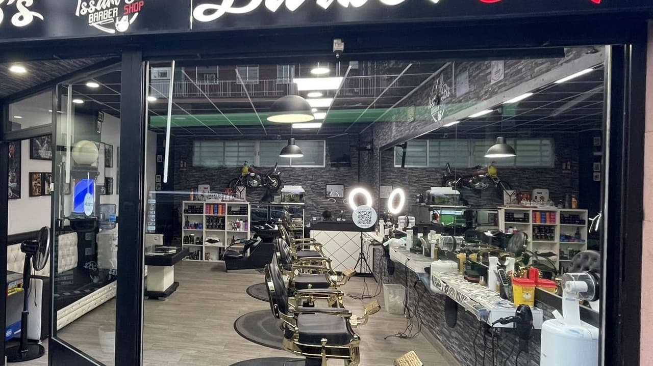 Issam Barbershop — barbería en Móstoles