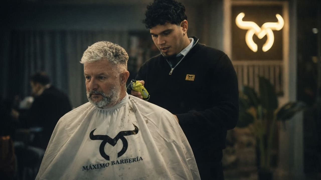 MÁXIMO BARBERÍA — barbería en Alcoy