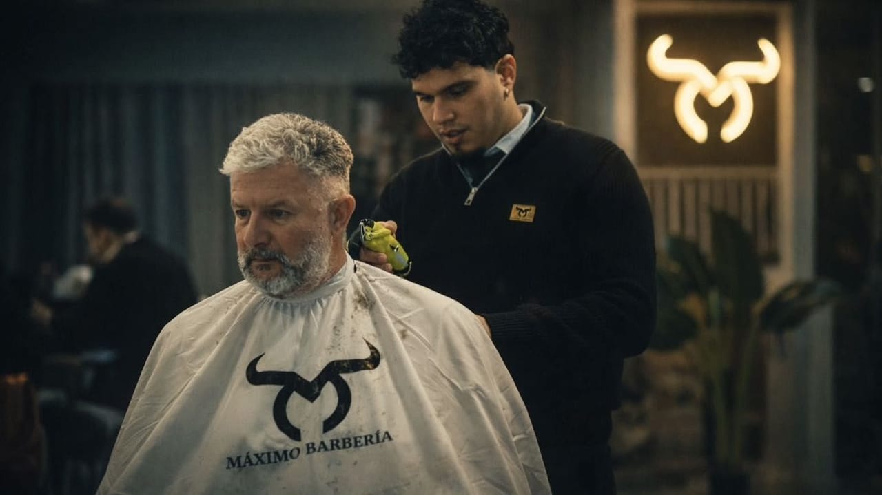 MÁXIMO BARBERÍA — barbería en Alcoy