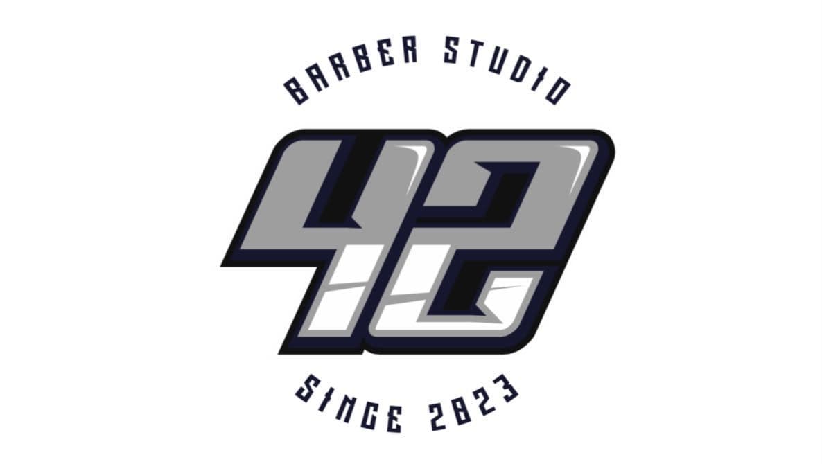 42 BARBER STUDIO — barbería en Sabadell