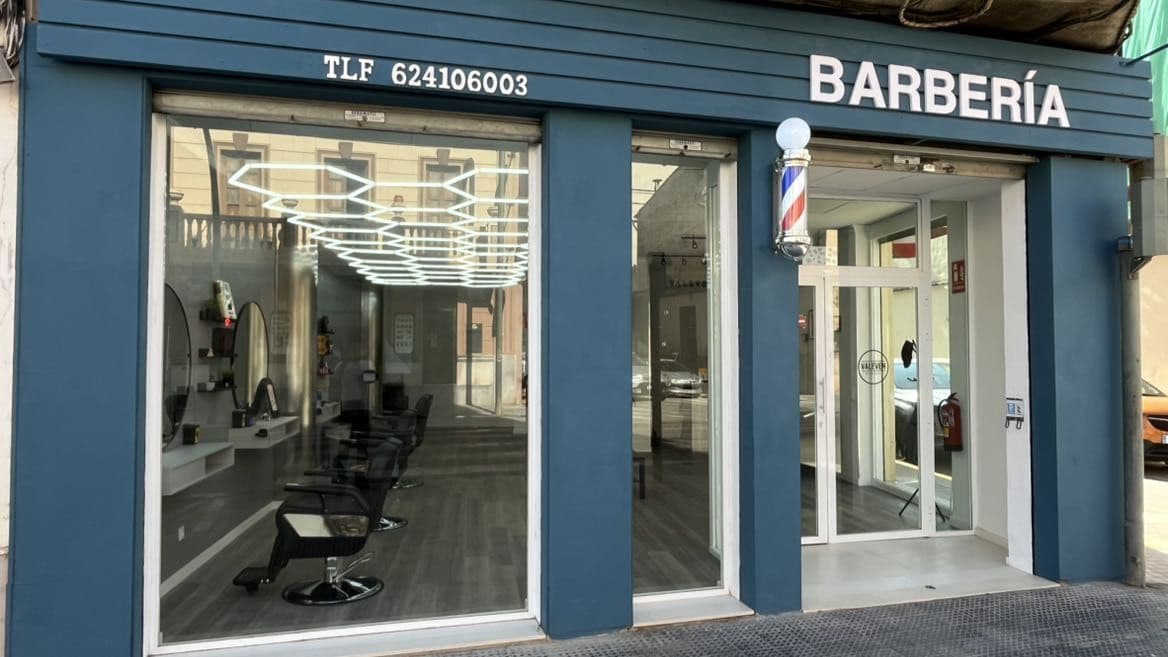VALEVEN BARBER ESTUDIO — barbería en Massanassa