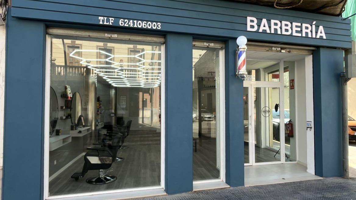 VALEVEN BARBER ESTUDIO — barbería en Massanassa