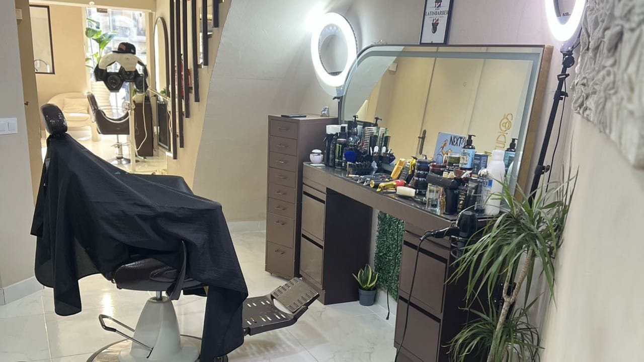 Latin Barber 8 — barbería en Barcelona