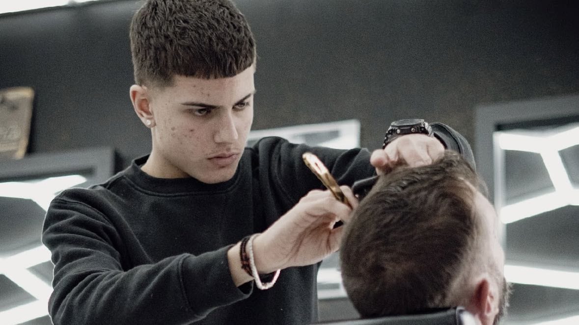 Dar.Mad BarberShop — barbería en Valdemoro