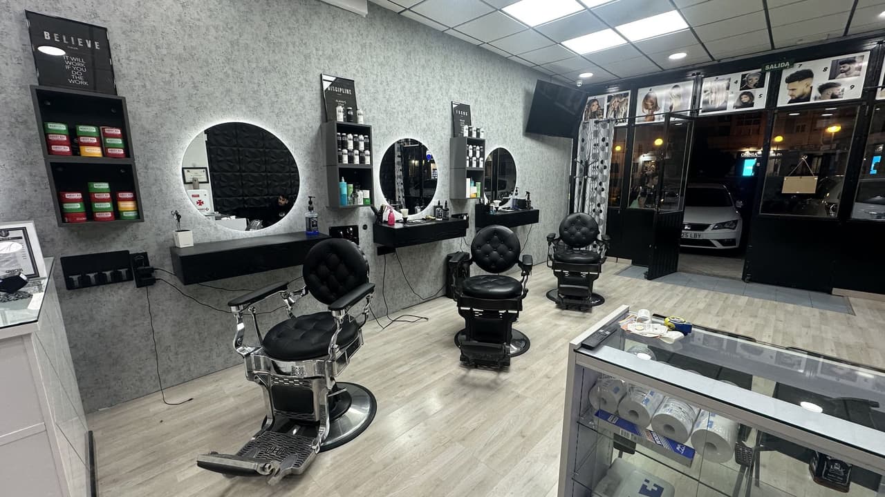 Avenue BarberShop — barbería en Majadahonda