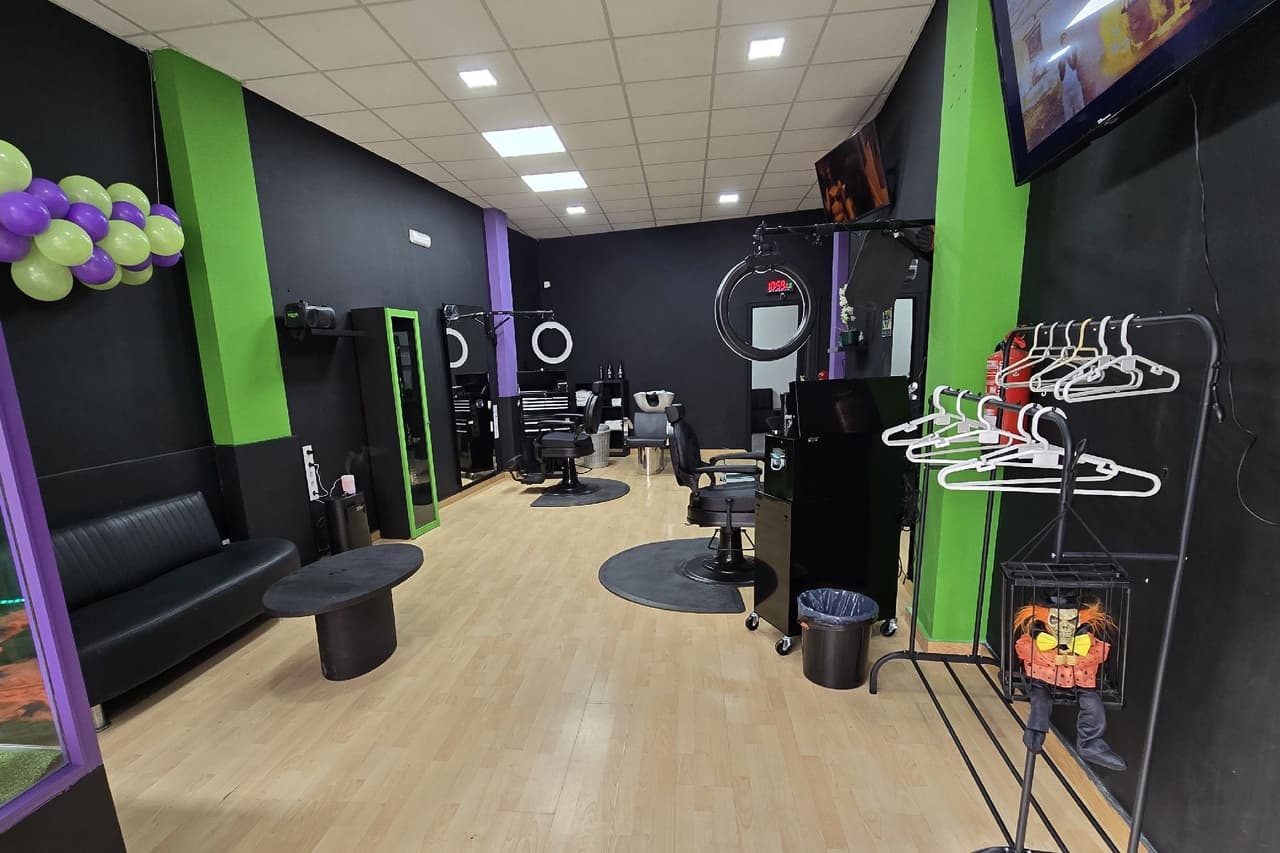 Calibra Barber — barbería en Ourense