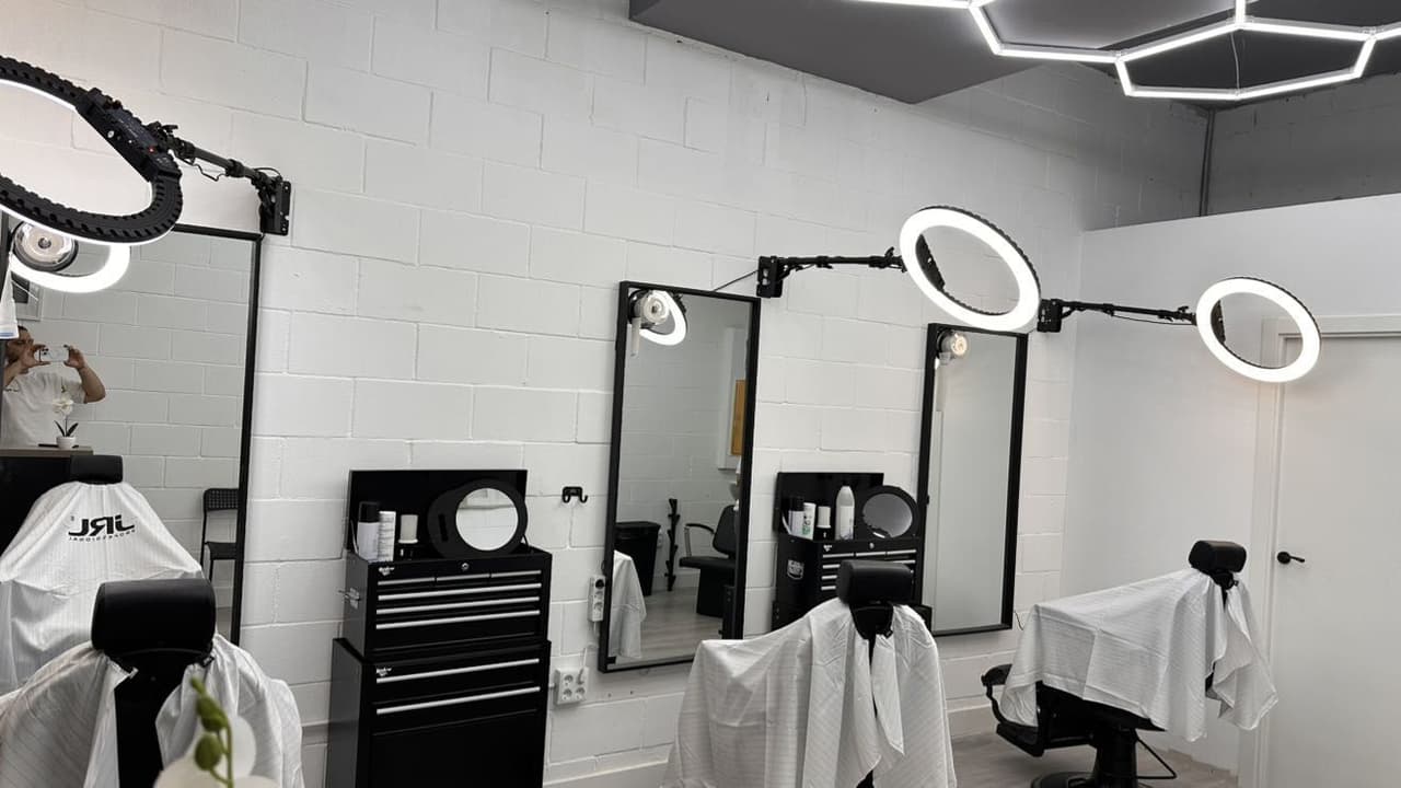 Calibre 50 — barbería en Alcalá de Henares