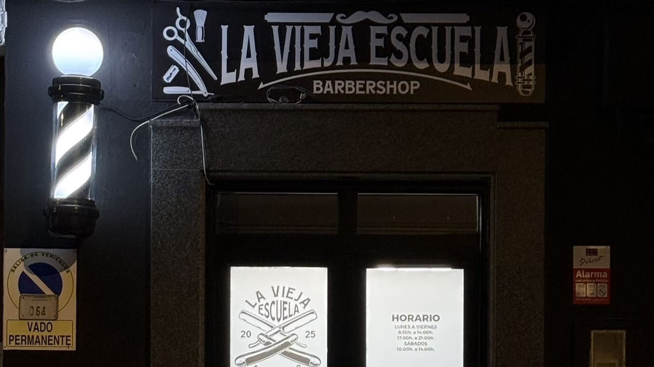 La Vieja Escuela — barbería en Calamonte