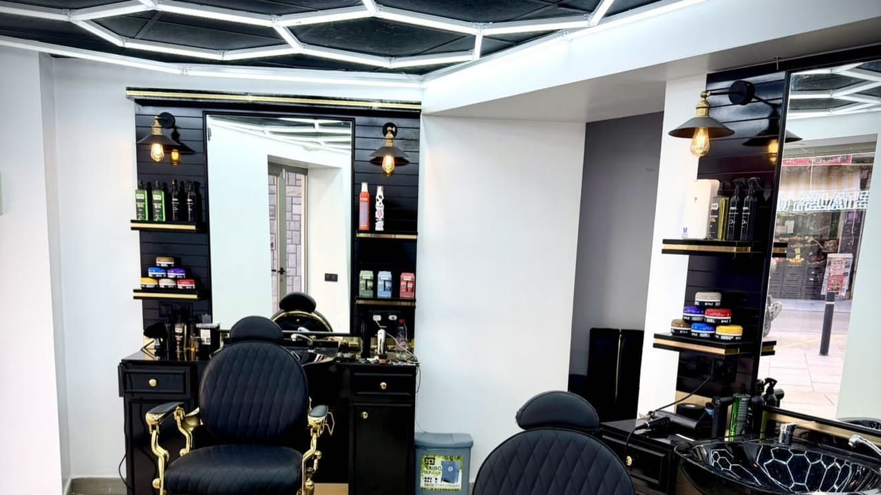 BARBERÍA DRADEB CENTRO — barbería en Cartagena