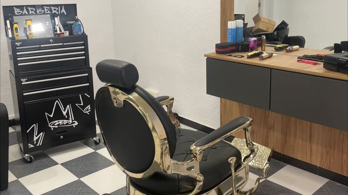 Barbería Rafa — barbería en Ayora