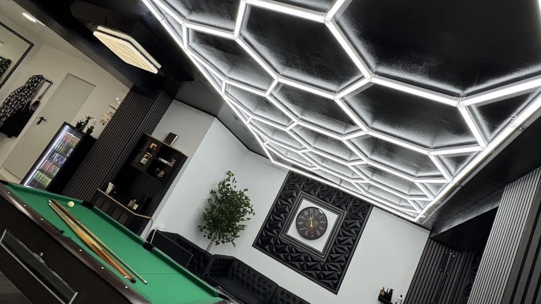 PeluYPro — barbería en Cerdanyola del Vallès