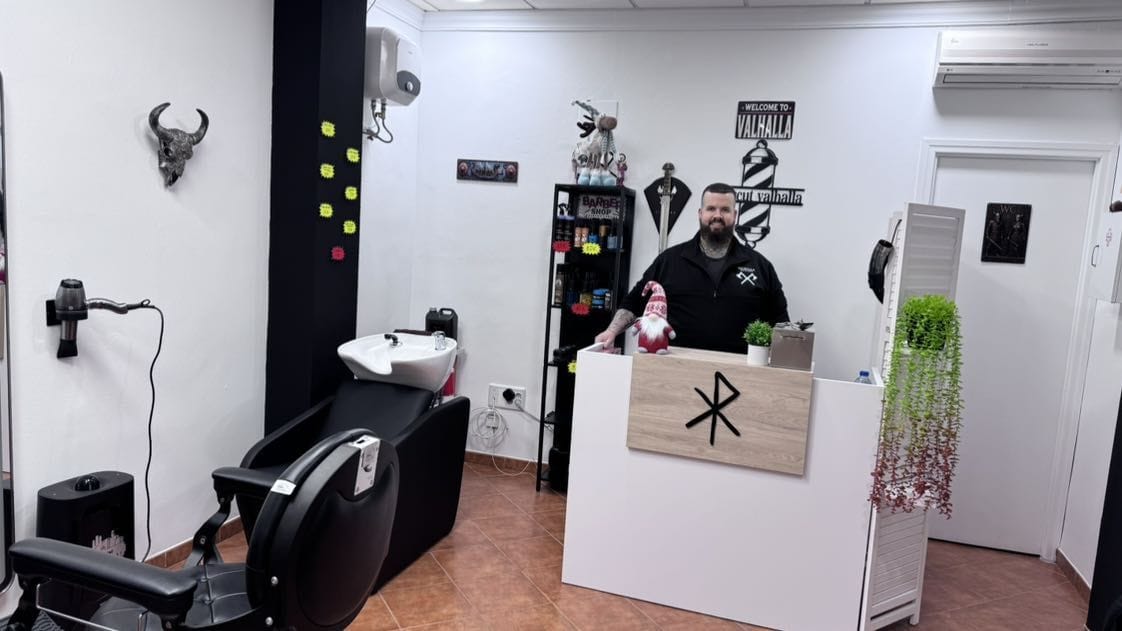 VALHALLA Hair Cut — barbería en Churriana de la Vega