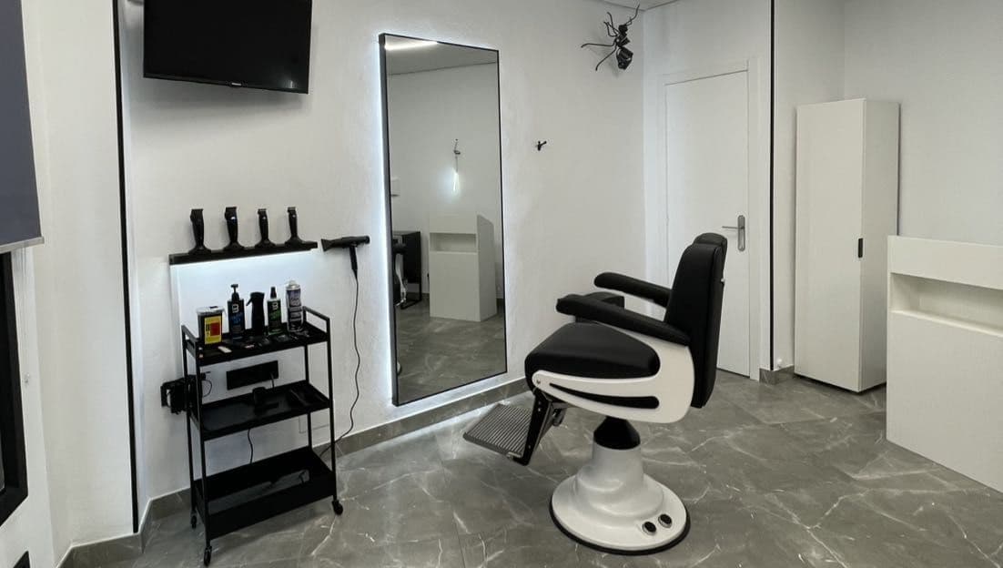 JOANTT — barbería en Martos