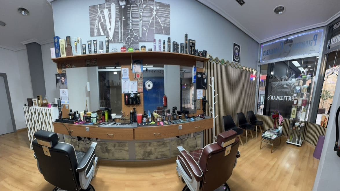 Gentlemen’s — barbería en Palencia