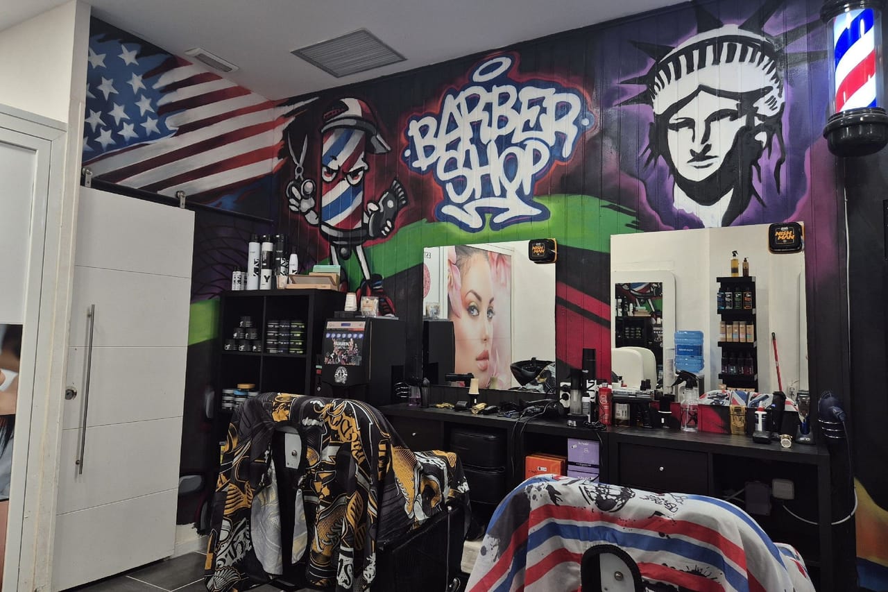 NEW ARISAY BARBERSHOP — barbería en Maspalomas