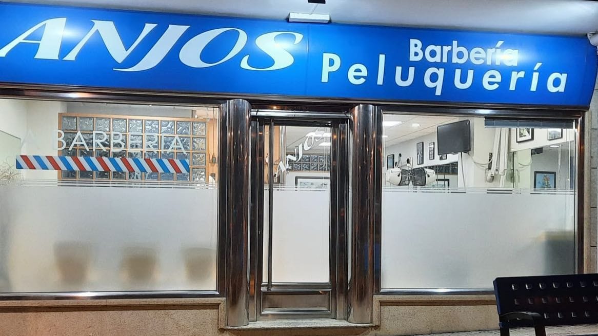 Peluquería ANJOS — barbería en Culleredo