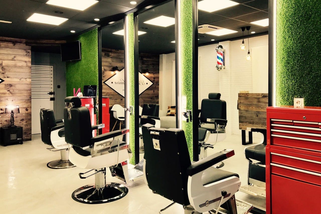 Barbería Colomina — barbería en Elche