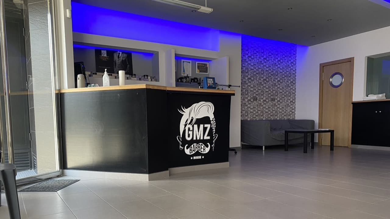 GMZ Barber House — barbería en Carballo