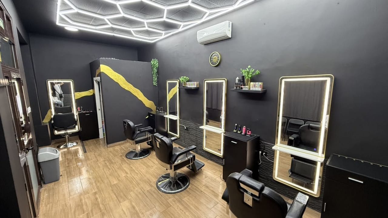 Jose mari barber — barbería en San Fernando