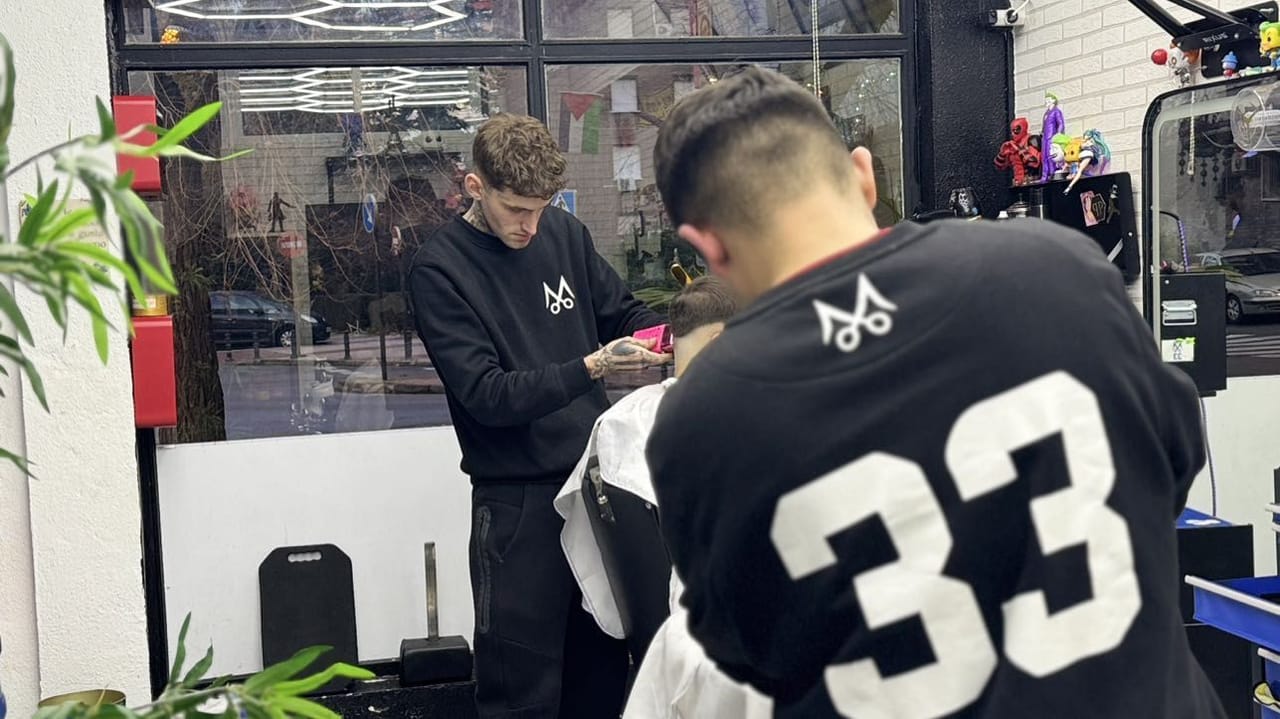 M33 Barbers Parque De Lisboa — barbería en Alcorcón