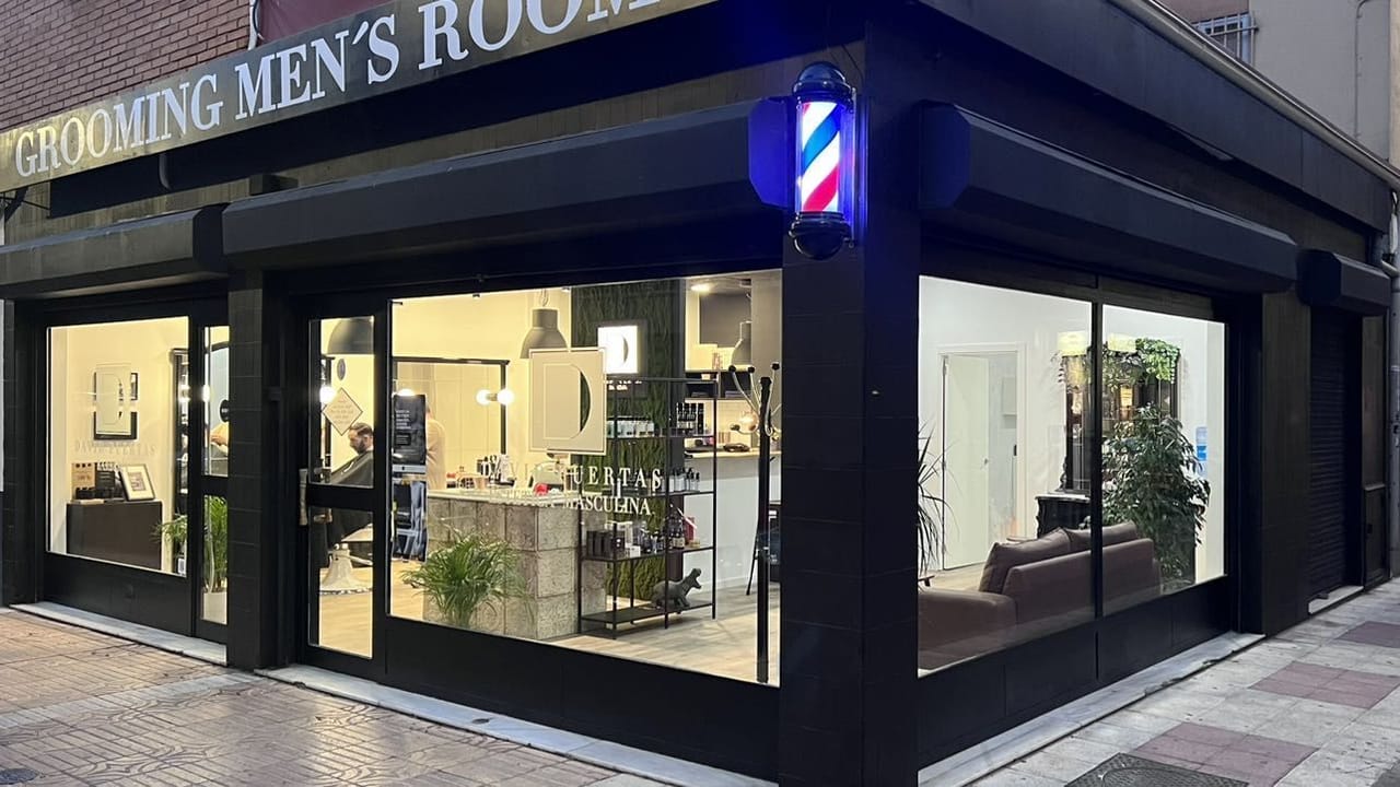 Barbería David Puertas Grooming Men's Room — barbería en Cáceres