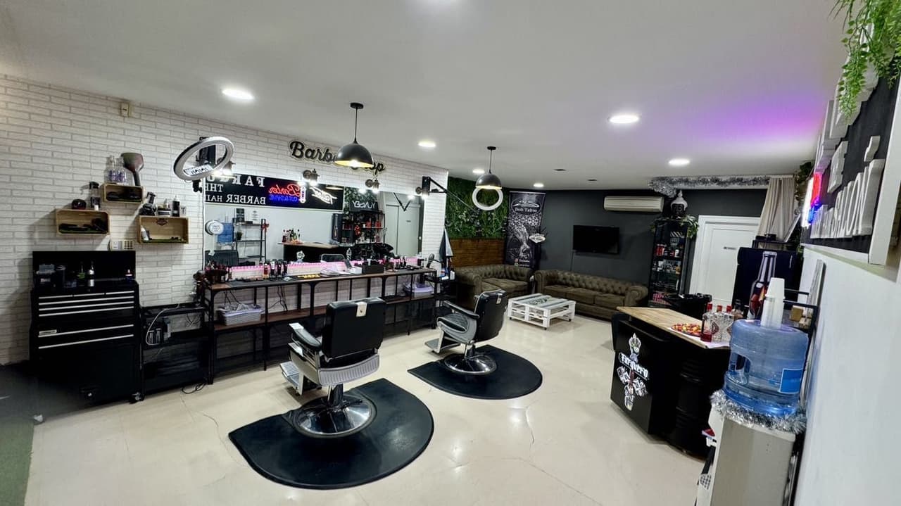 Farquero The Barber — barbería en Huércal de Almería