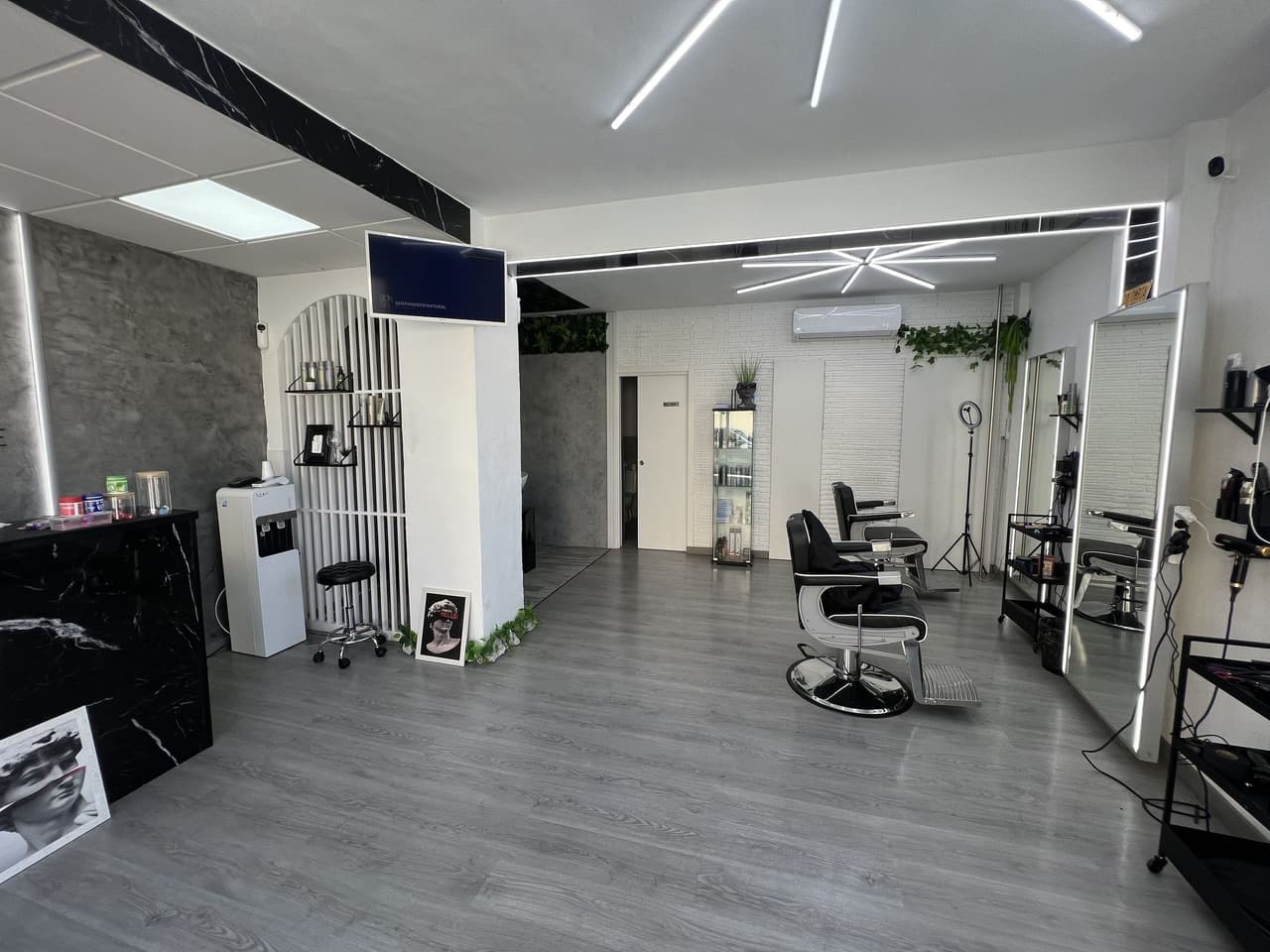 D’only one — barbería en Morón de la Frontera