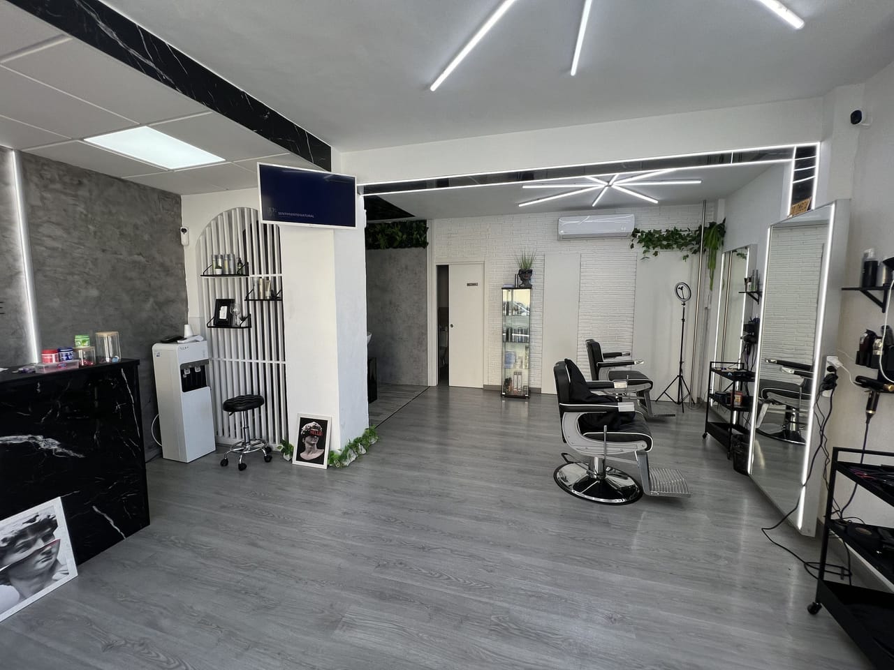 D’only one — barbería en Morón de la Frontera