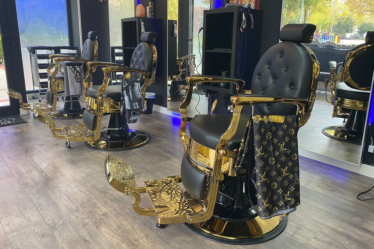 Blessed Barbeshop — barbería en Fuenlabrada
