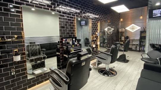 Maxi Manzano BarberShop — barbería en Granada